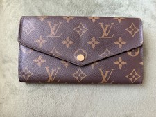Authentic Louis Vuitton Monogram Sarah Wallet...