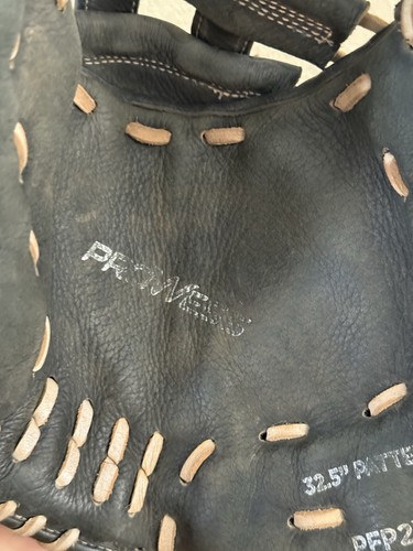 Easton Prowess Softball Glove RHT Right PFP2Y Fastpitch Catchers Mitt 32.5 - Picture 6 of 7