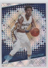 2017-18 Panini Revolution Cosmic 60/100 Jrue Holiday #5 s7f
