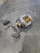 Abu REVO Toro 61 Linkshand Baitcasting Mint Hecht Angelrolle Neu Barschköder 