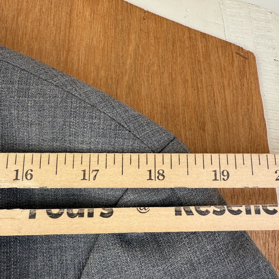 VTG Hugo Boss Suit Mens 40R Gray 3 Button 100% Wool Pants 36x31 Flat Front Solid - Image 4 of 4