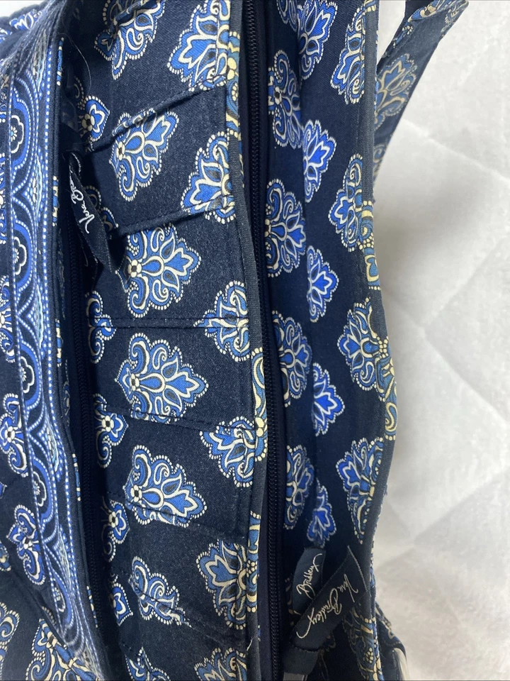 Bolso de Hombro Vera Bradley Acolchado Azul Oscuro Floral 13x14" Anillos de Plata Foto 4 de 4