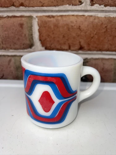 Retro Design Milk Glass coffee mug cup Red White And Blue Vintage 1960s 1970s