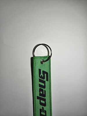 Snap-on キーホルダーセット 緑 赤 4Pack Snap On Tools PROMO Keychain Tag Lanyard RED & Green 5