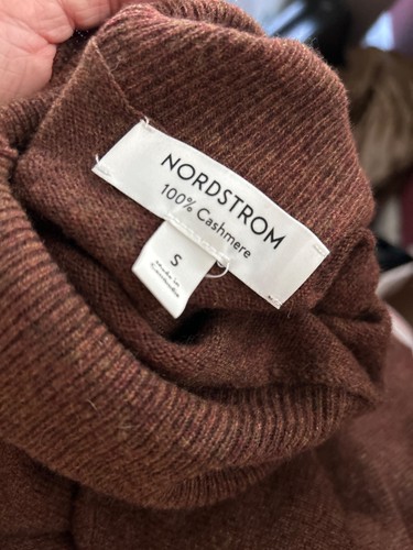 Nordstrom Women’s Cashmere Turtleneck Sweater Brown Size S NWT - Picture 7 of 8
