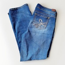 wallflower luscious curvy fit jeans 17 Reg Bootcut Embroidered Pockets