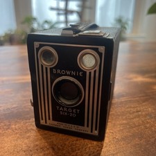 Vintage Kodak Eastman Brownie Camera Target Six-20 6-20 .