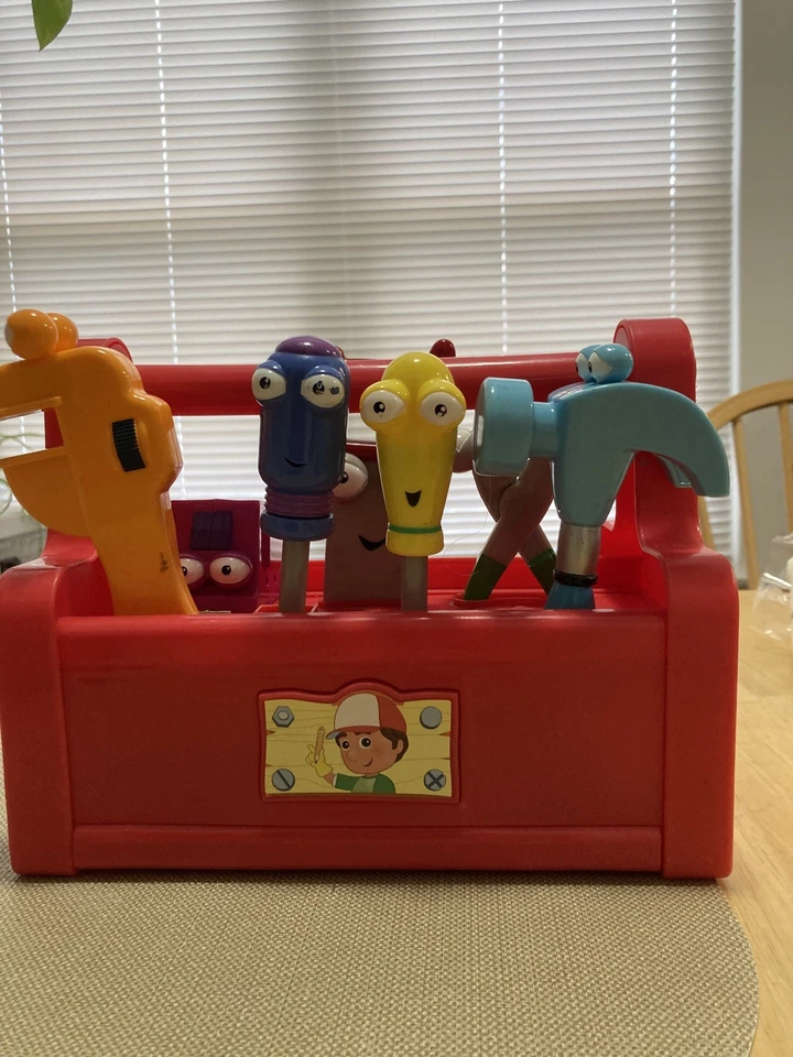 Handy Manny Singing Dancing Toolbox With 7 Tools  - Image 3 of 4