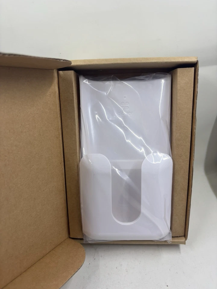 Clover Mobile Belt Clip Holder New in Box - Image 2 of 4