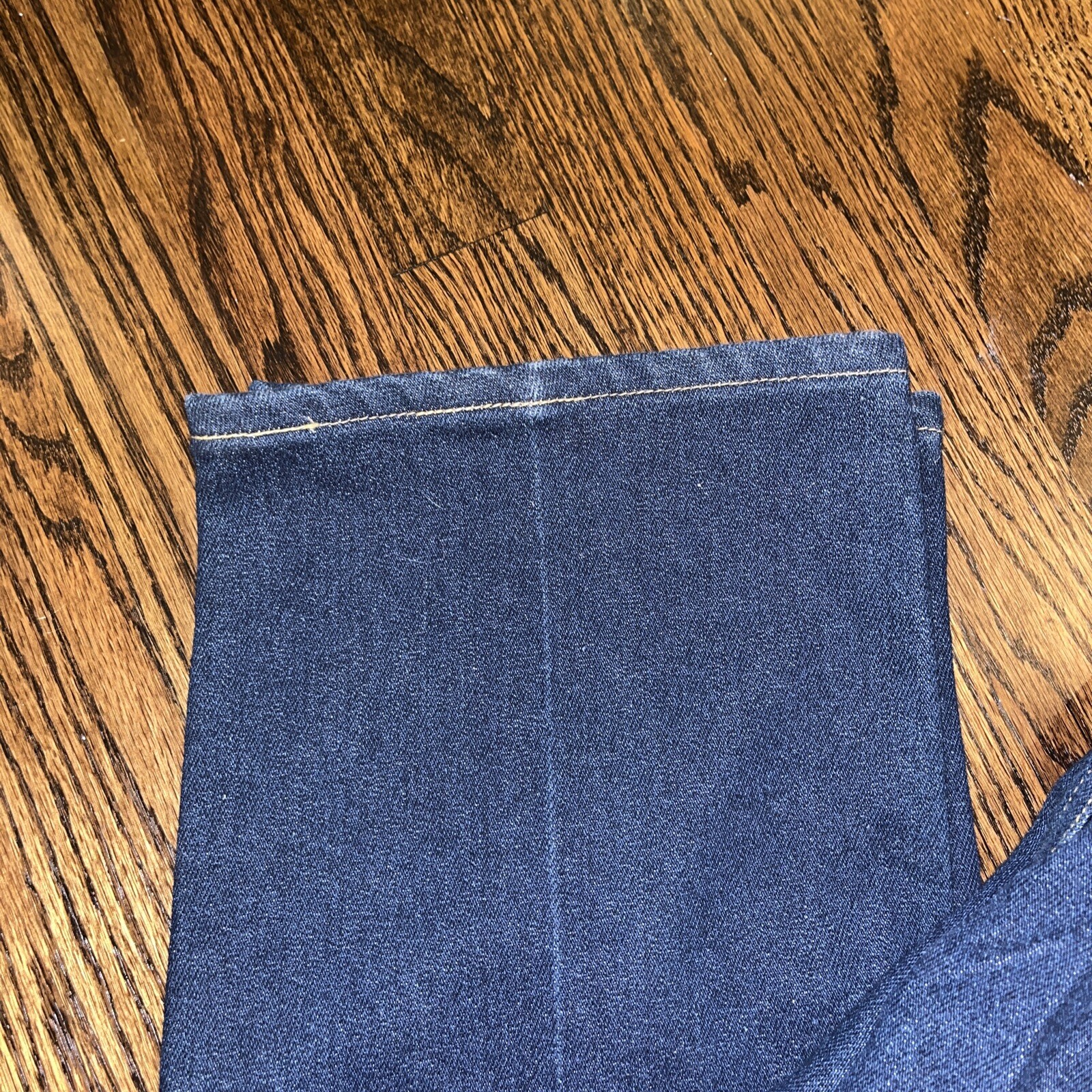 VINTAGE Lee Jeans 36x28.5 Leather Tag Dark Wash Denim Mens - View 3