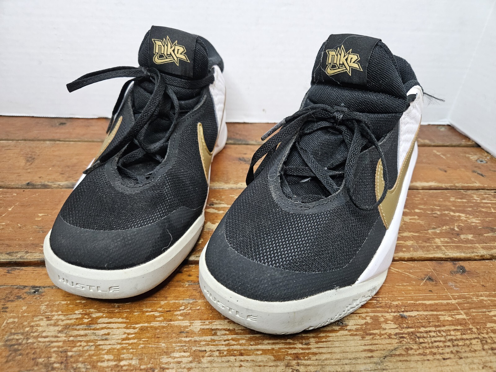 Sneakers Boys Sz 6y C5