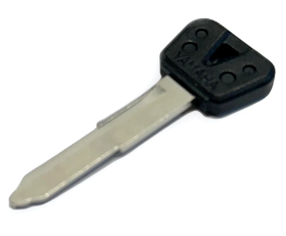 Yamaha YM63-P/X248/YH35R Motorcycle Key PLASTIC HEAD - Image 2 of 4