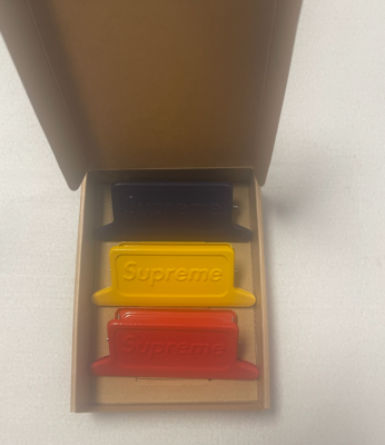 Supreme®/Dulton Small Clips (Set of 3) Supreme Dulton Small Clips (Set of 3) (SS23) - $24