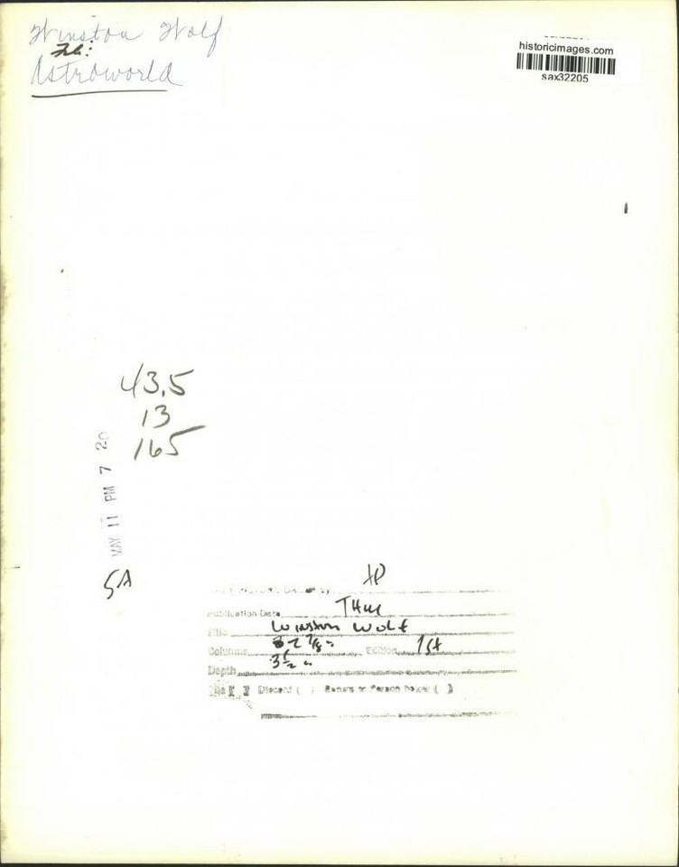 Press Photo Sheriff "Winston Wolf" on steps of courthouse at AstroWorld