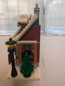 LEGO 10216 Winter Village Bakery COMPLETE  with horse no minifigs box manual