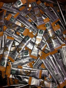 Starbucks Via Instant coffee packets,  Veranda blonde roast 550 pcks ☕