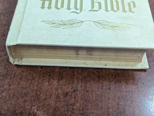 Heirloom Big Holy Bible Master Reference Edition Coffee Table Bible Red Letter - Picture 3 of 13