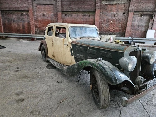 Classic car Barn find for full restoration Triumph Gloria Vitesse 1934 - Picture 1 of 14