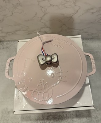 Staub Pink Hello Kitty 24 Cast Iron Dutch Oven Bow Knob New