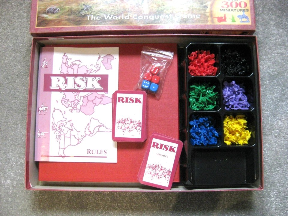Vintage Risk Board Game By Parker 1996, 100% Complete, excellent condition - Image 2 of 4
