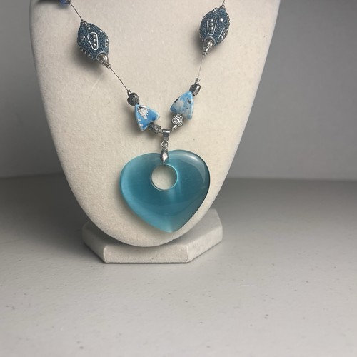 Handgefertigte blaue schwebende Perle Draht Halsketten Glas Herz Anhänger Boho Schmuck - Bild 16 von 22
