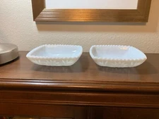 VTG SET OF 2 MILKGLASS CANDY OR TINKET DISHES