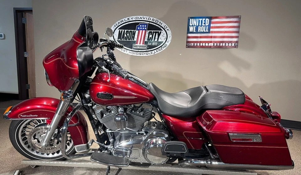 2009 Harley-Davidson Touring Electra Glide® Ultra Classic® - Image 3 of 4