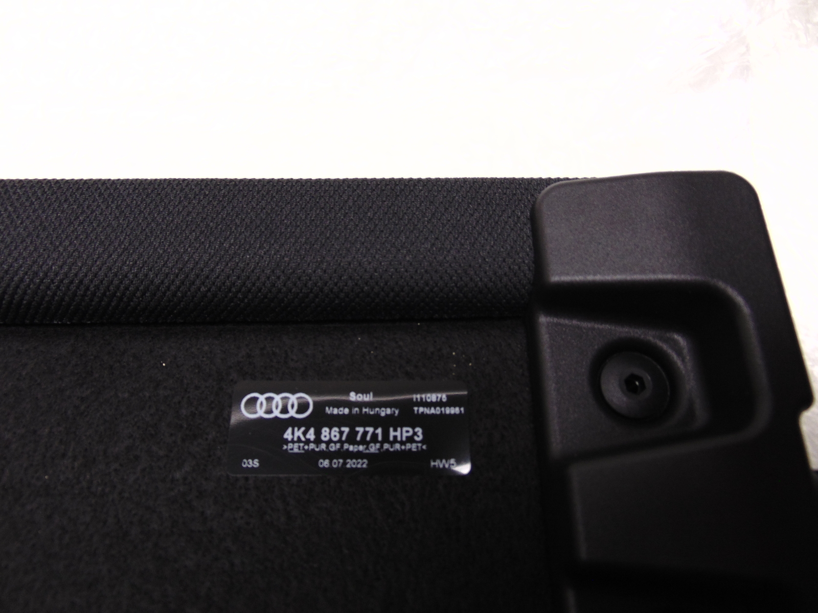 Neu Original Audi E-Tron Soul Schwarz Hutablage Laderaumabdeckung 