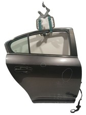 Porte arrière et accessoires Toyota AVENSIS