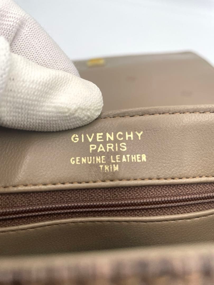 Givenchy Vintage Shoulder Bag PVC Brown Authentic F0210404 thumbnail 9