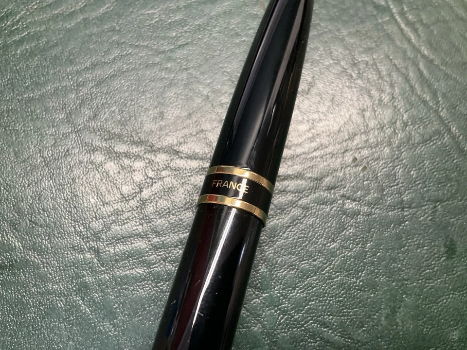 Pluma Estilográfica Waterman Phileas Negra y Dorada en Caja Original ~ Francia Foto 3 de 4