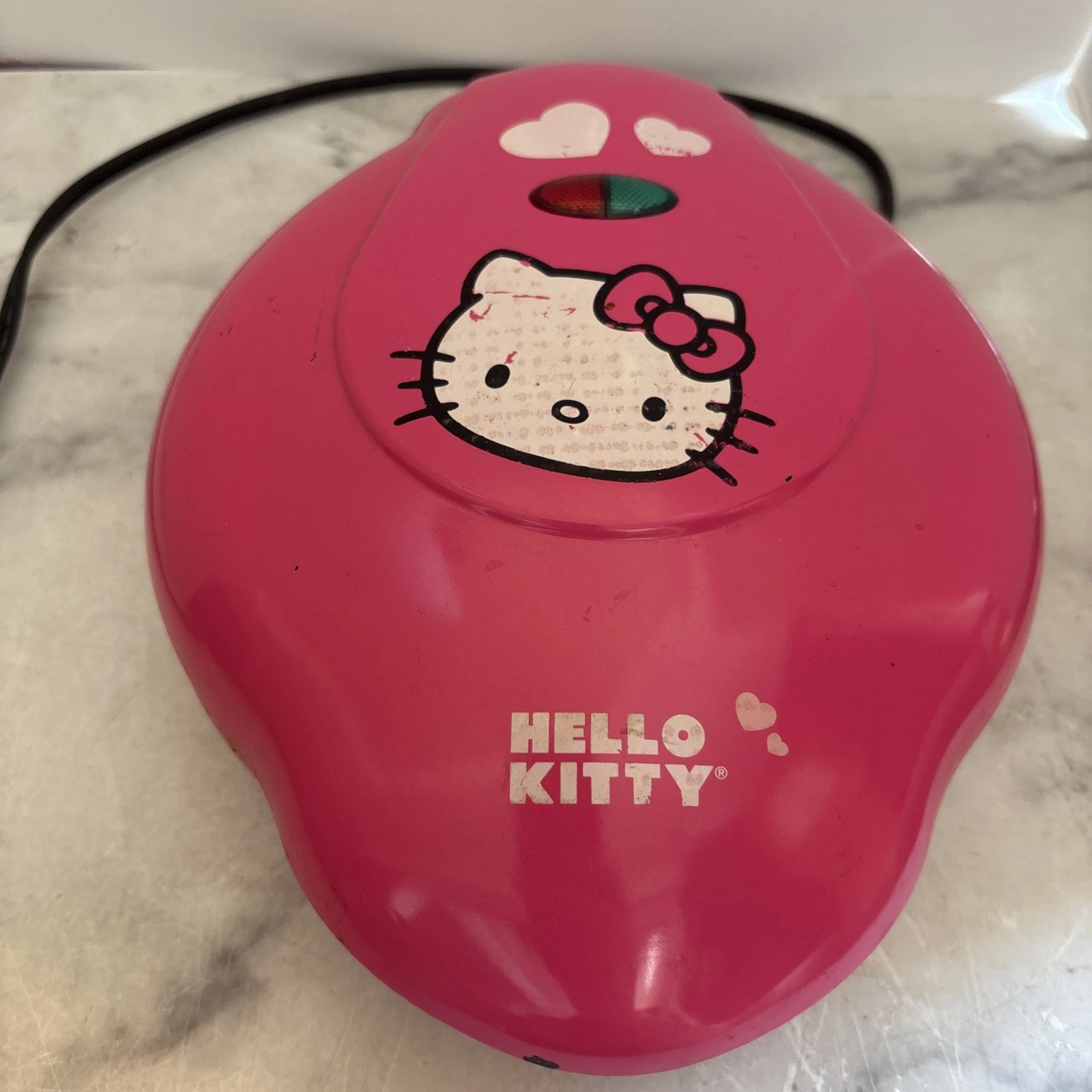 Hello Kitty 2012 app-61209 Pancake Waffle Maker Pink Electric 700 Watt Non-Stick