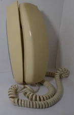 Original WESTERN ELECTRIC TRIMLINE Wall Phone in Good Cond & Partially Working