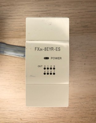 Mitsubishi FX2N-8EYR-ES Modul 