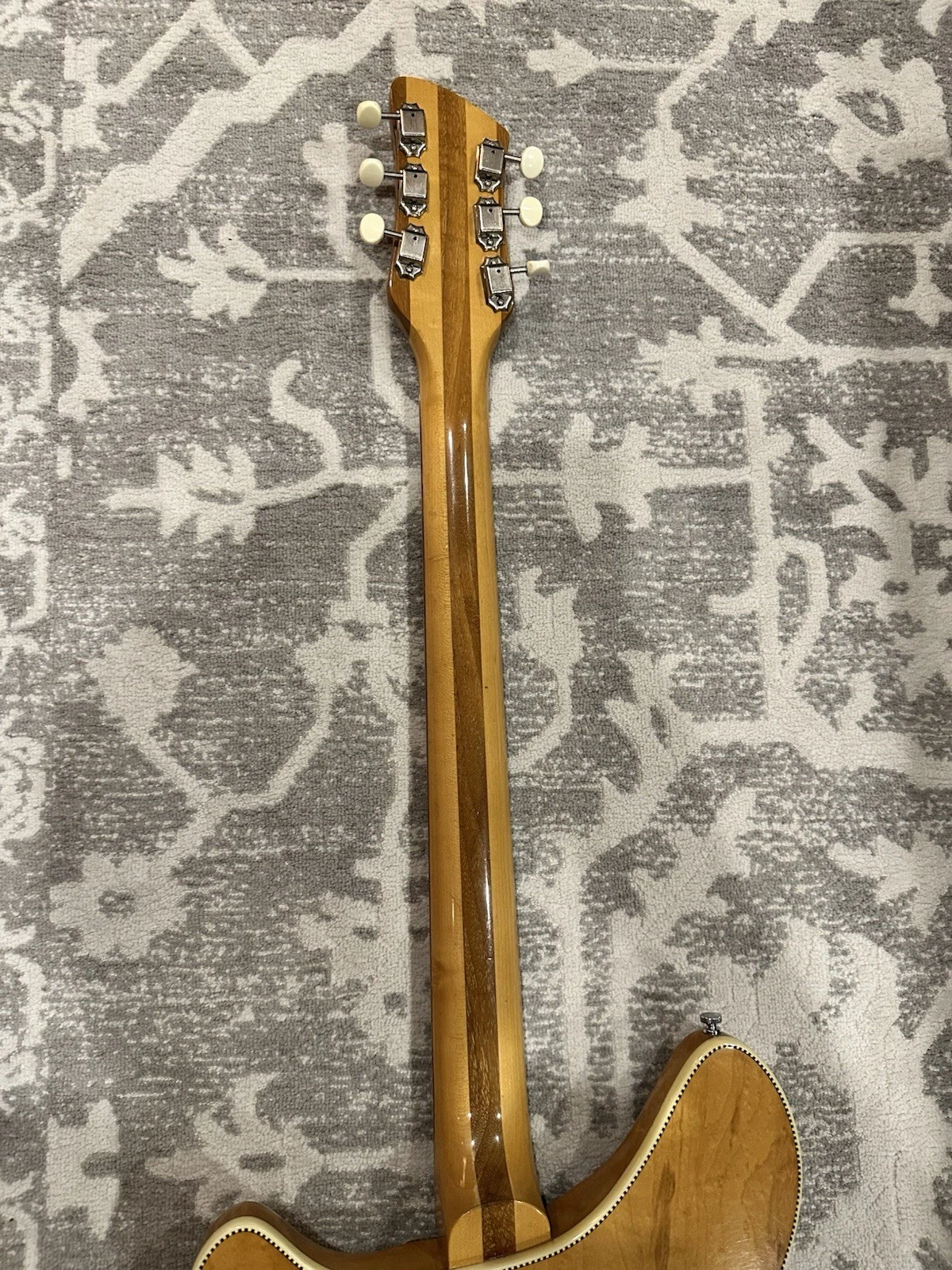 Picture 18 of 24