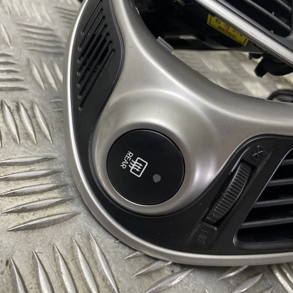 TABLERO DE INSTRUMENTOS HYUNDAI IX35 AIR VENT MK2 2015 97420-2S905TAN Foto 3 de 4