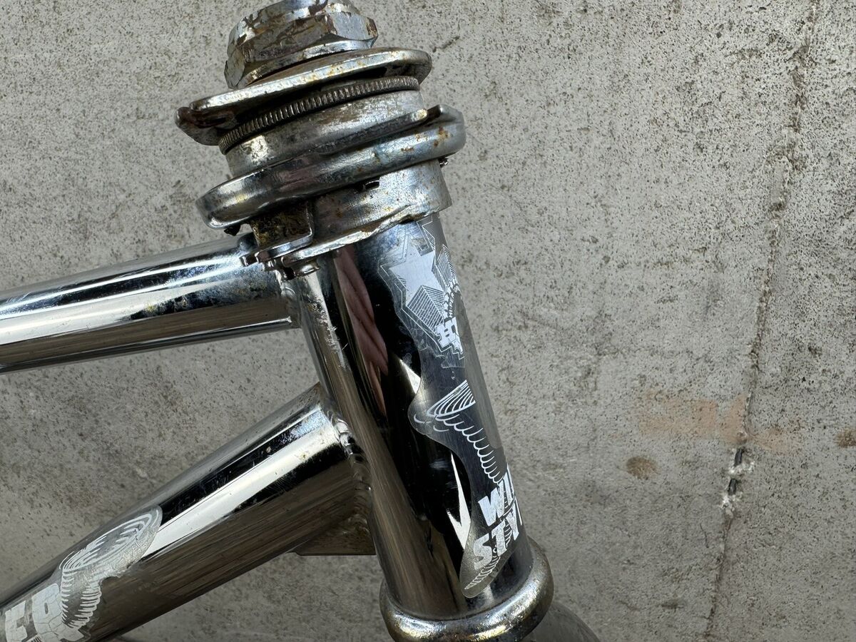 s-l1200.jpg s-l1200.jpg
