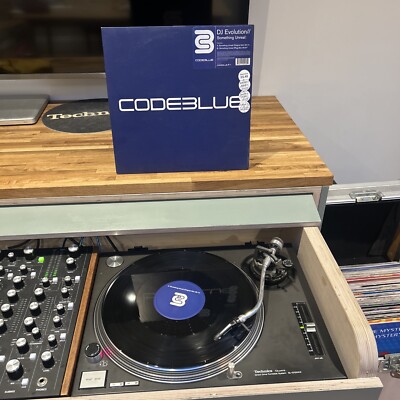 DJ Evolution - Something unreal - 12  vinyl record 2002 