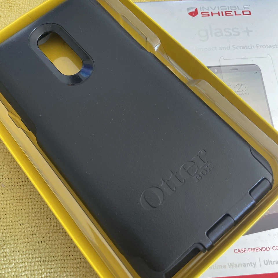Funda protectora de pantalla gratuita OtterBox Commuter Series para LG Stylo 4 + negra Foto 3 de 4
