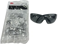 3M SecureFit Protective Eyewear Gray Lens Anti-Fog Coating Safety Glasses