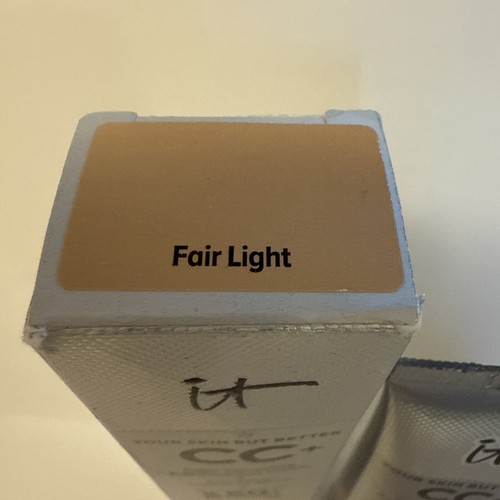 It Cosmetics SPF 50 CC+ Color Correcting Full Coverage Cream FAIR LIGHT 1.08oz - Picture 3 of 4