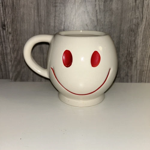 McCoy Pottery Happy Smiley Face Mug  Vintage 24 Oz White Mug Red Smile