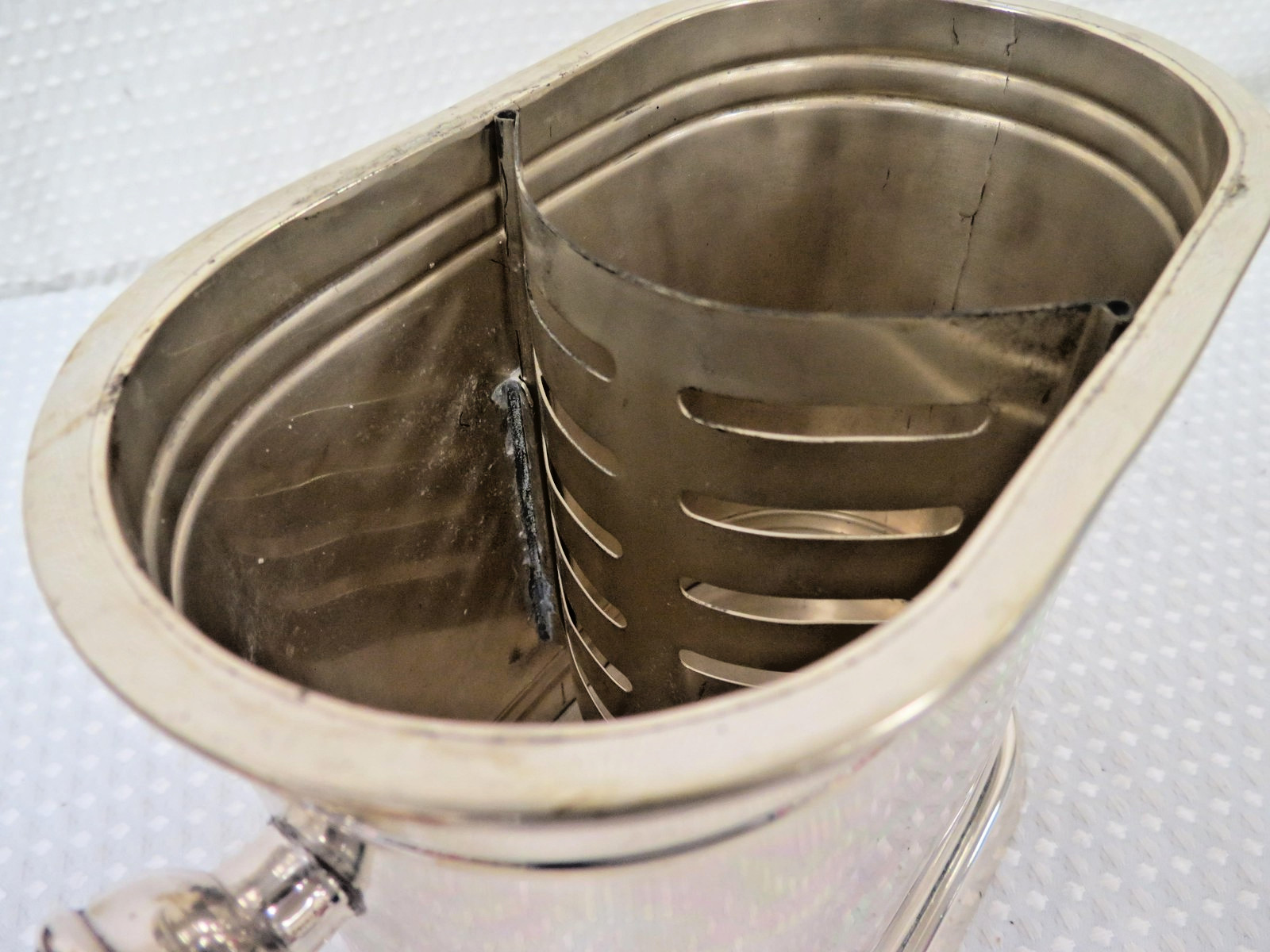 Champagne Or Wine Bottle Holder Cooler Divider Decorative Barware