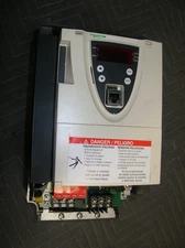 Schneider Electric/Telemecanique ATV61HU40N4 380-480V 5HP Altivar 61  *NOS-READ*