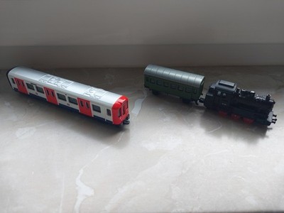 Set: Siku Dampflok 80 013 & Offizieller London Underground S-Stock Tube Zug
