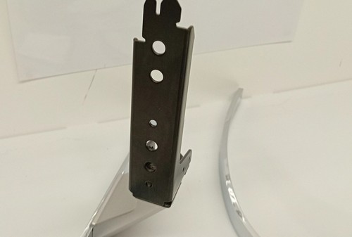 TV Stand Legs - Panasonic TX-40EX700B - Fixing Screws Supplied. - Picture 5 of 5
