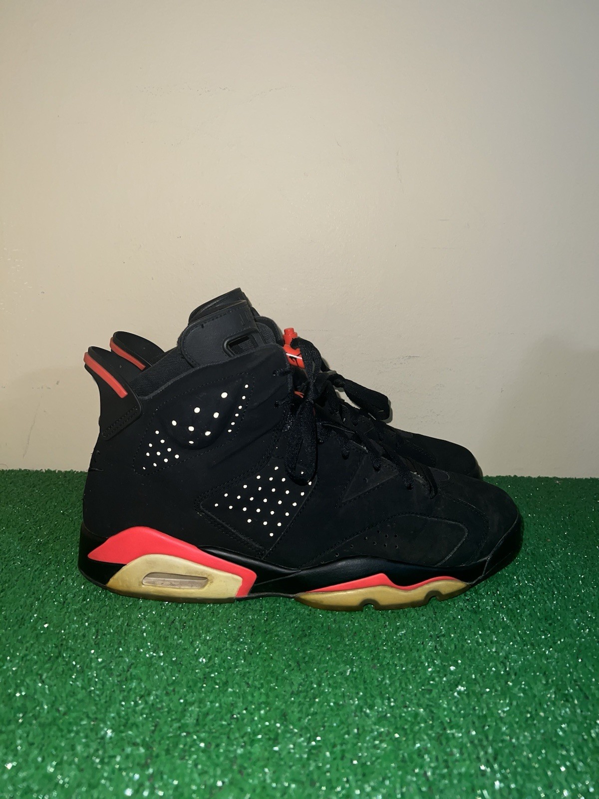 Nike Air Jordan 6 VI Retro Infrared Black Red 2019 384664-060 Size 13 thumbnail 3