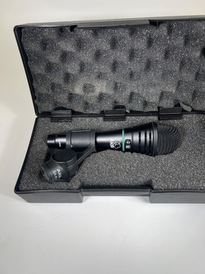 AKG D3900 Dynamic Hypercardioid Microphone W/SA41/1 Holder & Case #1