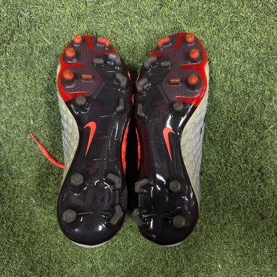 Nike Women's Hypervenom Phantom III 3 DF FG Soccer Cleats - Size