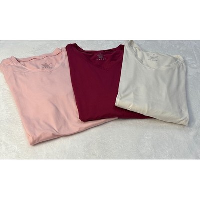 Lot of 3 Womens V-Neck Short Sleeve T-Shirts Pink Burgundy White Size M Stretch